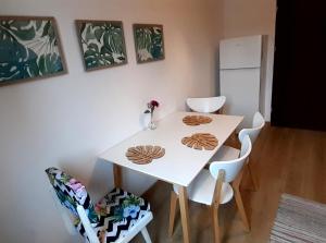 Lemuria Hostel Szkolna centrum