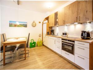 Dünenpark Binz - Komfortplus Ferienwohnung mit 1 Schlafzimmer und Balkon im Obergeschoss 253