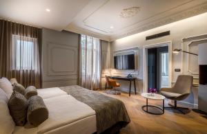 Suite with Sauna