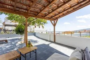 Home2Book Stunning Design House Arafo - Arafo