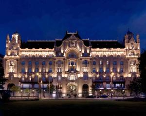 Four Seasons Gresham Palace hotel, 
Budapest, Hungary.
The photo picture quality can be
variable. We apologize if the
quality is of an unacceptable
level.