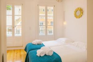 Alfama Terrace River View by LovelyStay