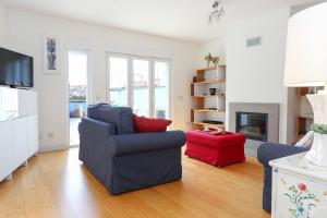 Azulejos Charming Apartment with Terrace 2 by Lisbonne Collection