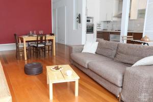 Comfort Apartment with Balcony by LovelyStay