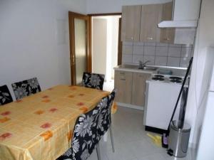 Apartment in Palit with sea view, balcony, Wi-Fi (4606-3)