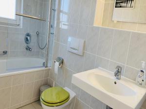 Feriendorf Rugana - Komfort Appartement mit 2 Schlafzimmern und Terrasse D22
