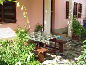 Apartment in Pakoštane with terrace, WiFi (3539-3)