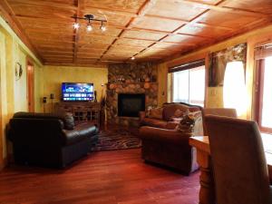 Three-Bedroom Condo room in Davos