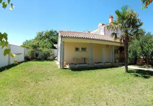 Sunset Apartment Nin