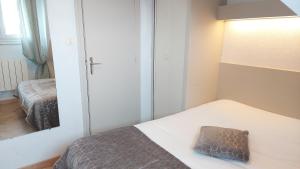 Hotels Logis Hotel Vannes Nord Le Clos Des Hortensias : photos des chambres