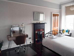 Beautiful, traditional 2 bed flat w free parking - Pass the Keys