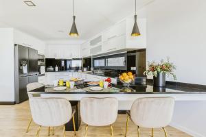 Villa Belmonte by LovelyStay