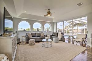 Heated PoolandSpa and Dock Apollo Beach Home on Canal