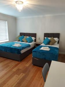 Central Ashford Stay - Contractors & Families Welcome - Free Parking