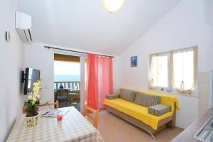 Apartments Punta Milna