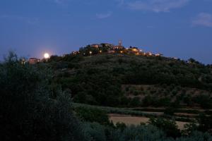 Villa in Agello