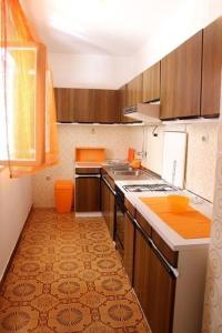 Apartment in Supetar with Terrace Air condition WIFI Washing machine 43002