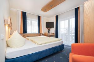 Superior Double Room room in Hotel Sonnenspitz ***