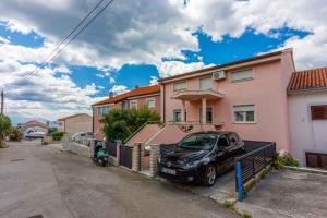 Apartment in Crikvenica 14108