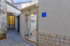 Apartment in Crikvenica 14216 