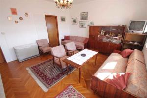 Apartment in Crikvenica 5224