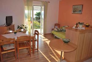 Apartment Supetarska Draga 23