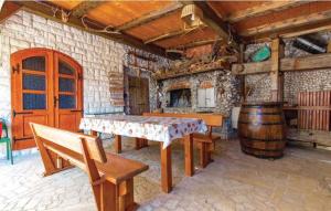 Apartment in Novi Vinodolski 15344