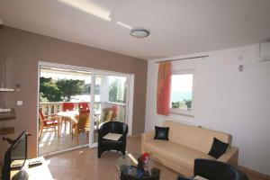 Apartment in Malinska - Insel Krk 12860