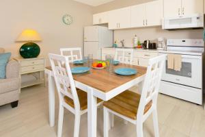 Diamond Head & Ocean View Gem Near Waikiki Beach, Parkings On Us