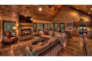 Three-Bedroom House room in Banley Ridge by Escape to Blue Ridge