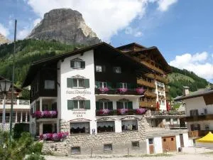 Ciasa Soreghina - أرابّا