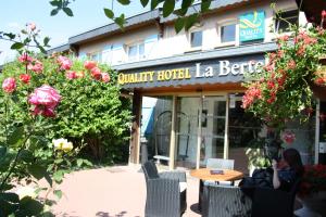 Hotels La Berteliere, The Originals Relais (Qualys-Hotel) : photos des chambres