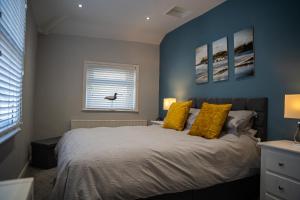 Castle-view apartments, flat two