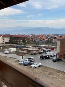 Large Gondola Apartment - Center, Neon