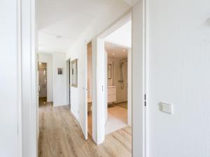 Semi-detached house near Noord-Beveland Beach