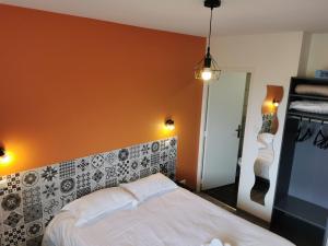 Hotels Logis Hotel- Restaurant La Haie Des Vignes Seminaires et Evenementiel : photos des chambres
