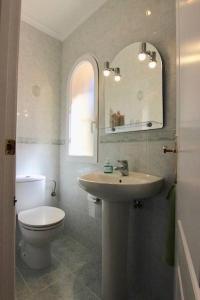 villa Pinosol con vista al mar