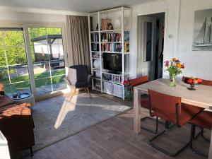 Chalet in Wiringherlant near the Coast