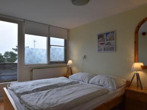 Apartment in Bergen aan Zee with roof terrace