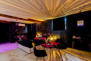 Love hotels Sweet Dreams Jacuzzi : photos des chambres