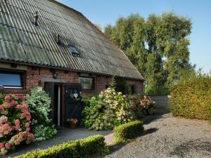 Farmhouse home in Eede