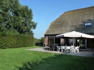 Farmhouse home in Eede