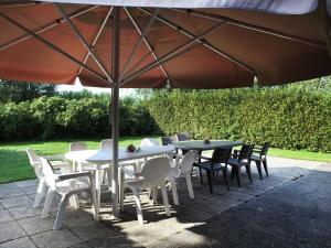 Farmhouse home in Eede