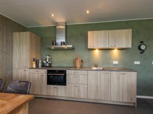 Holiday Home in Vrouwenpolder near Seabeach