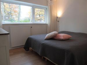 Bungalow in Kamperland near Water Sports