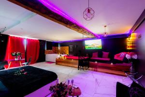 Love hotels Sweet Dreams Jacuzzi : photos des chambres