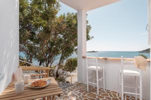 SeaView Apartment & Studio Samos Greece