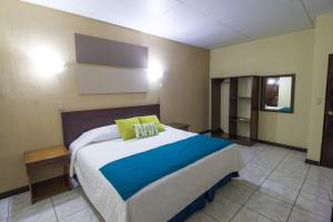 Resort y Parque Acuatico Valle Dorado