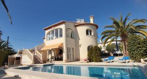 VILLA STRELITZIA WITH PRIVATE POOL & AMAZING VIEW