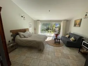 Gîte La maison dans l'Olivette - 奥赖松